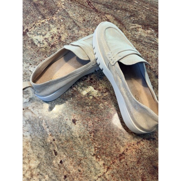 VIONIC Chantel Penny Loafer Women's 9.5 W Sand Suede Slip-On Sneaker RT$130 - Picture 4 of 12